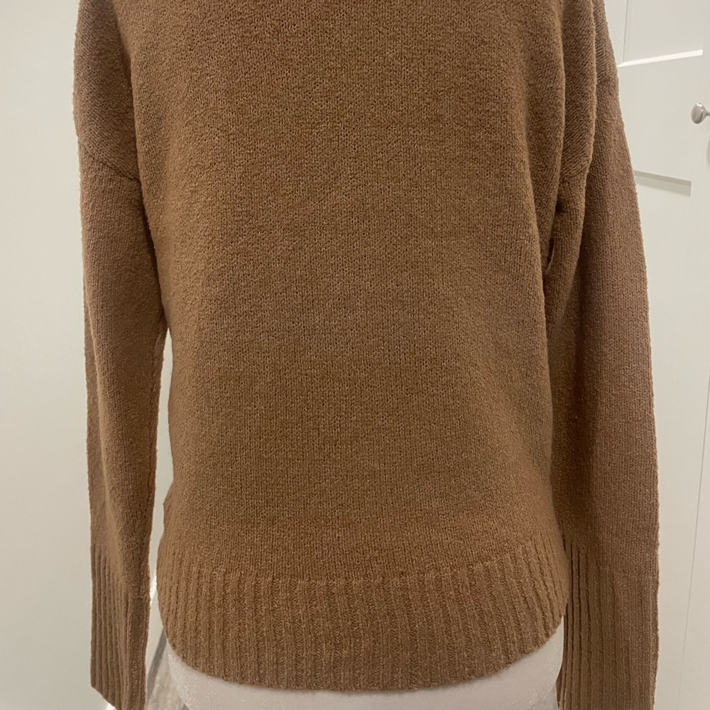 Sweater - Picture 4 of 6